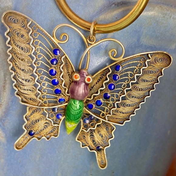 Vermeil (gold wash over sterling) filigree butterfly pendant with enameling - Picture 2 of 8